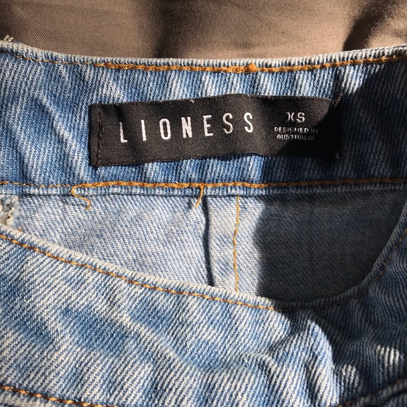 Classic Denim Mini Skirt - Picture 3 of 5